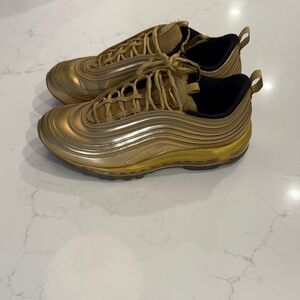 Nike Gold Men's Sneakers